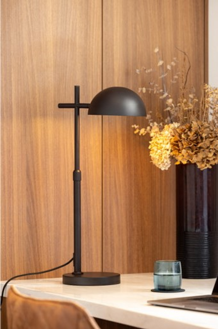 Oil rubbed bronze table lamp with adjustable height