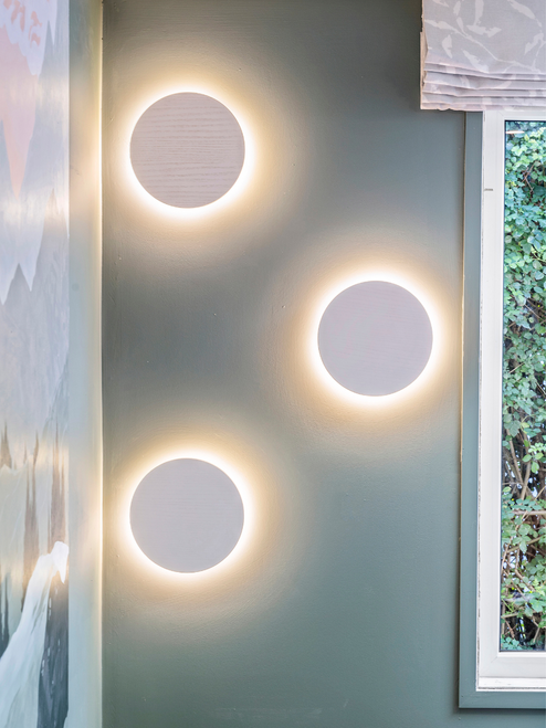 Round LED disc wall light