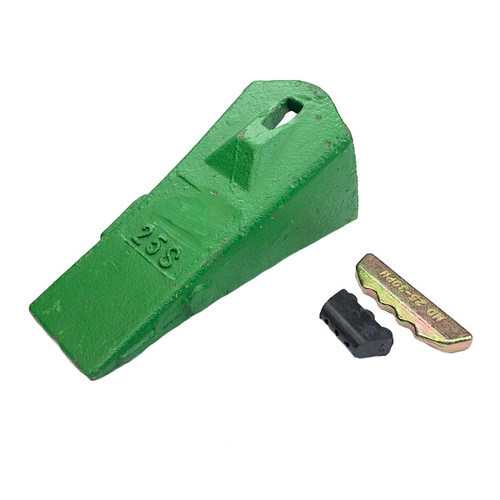 25S Esco Style Standard Tooth c/w Pin & Rubber Lock