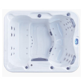 4 Person Spa