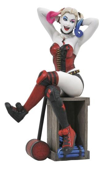 DC Harley Quinn Sitting PVC Statue