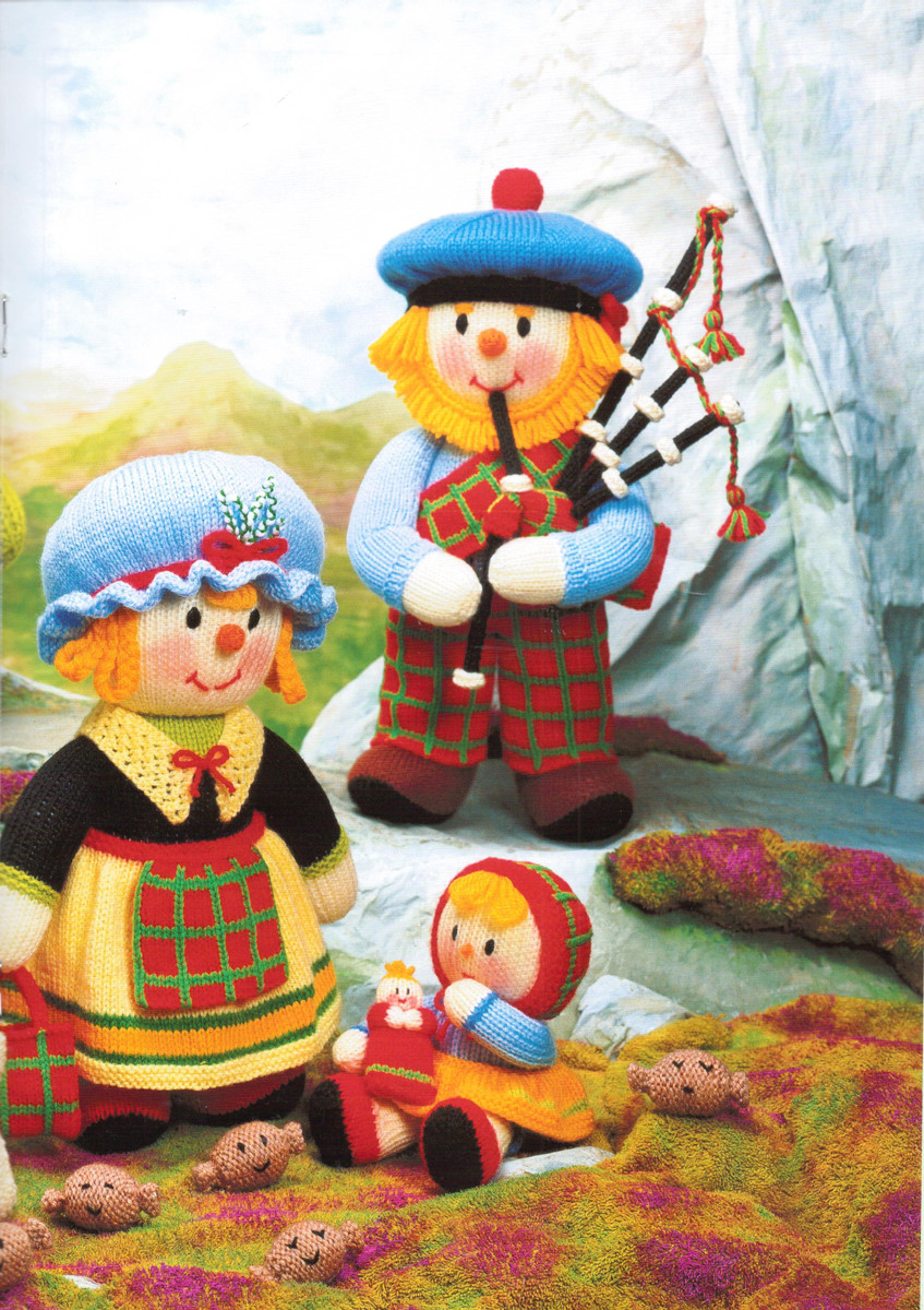 Jean Greenhowes McScarecrow Clan Toy Pattern Book Outback Yarns