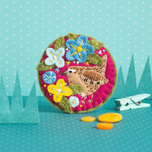 Hawthorn Handmade | Felt Craft Brooch Kit | Wren