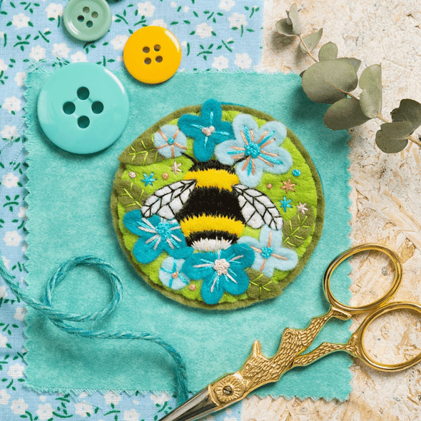 Hawthorn Handmade | Felt Craft Brooch Kit | Bumblebee - Main Image