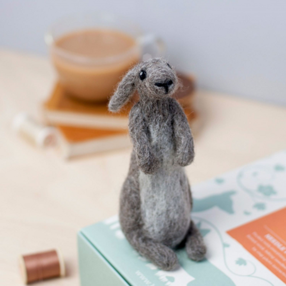 Hawthorn Handmade | Standard Felting Kit | Rabbit