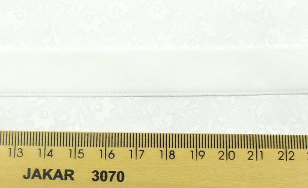 Berisford Velvet Ribbon 22mm - Ivory