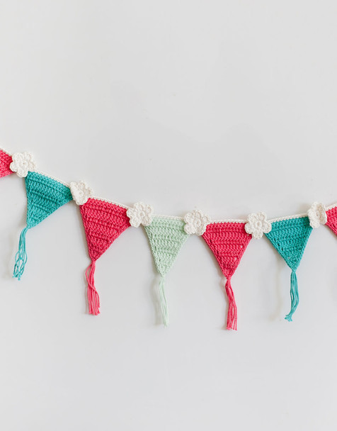 Sirdar Happy Cotton | Seasonal Bunting | Happy Cotton Book 7 | 4 Home Accessories