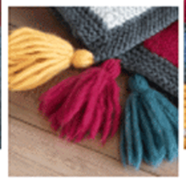 Emeline Mindful Blanket (Finishing Touches) Knitting Pattern | WYS RE:TREAT Chunky Roving Knitting Yarn | Digital Download - 2nd Image