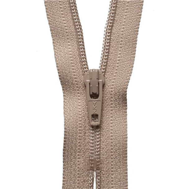 Nylon Dress and Skirt Zip | 56cm / 22" | Fawn