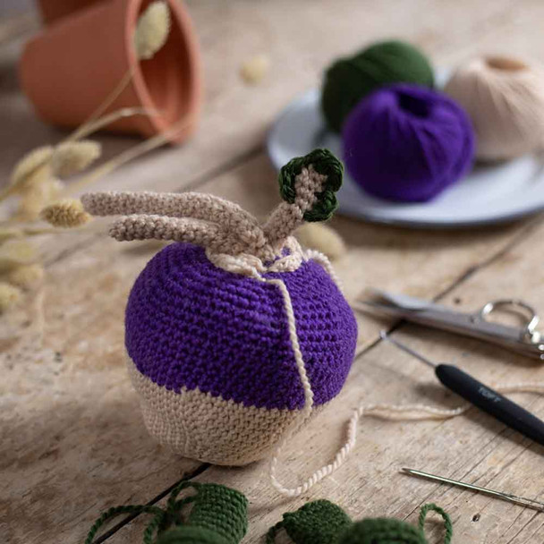 Swede Crochet Kit - Image 3