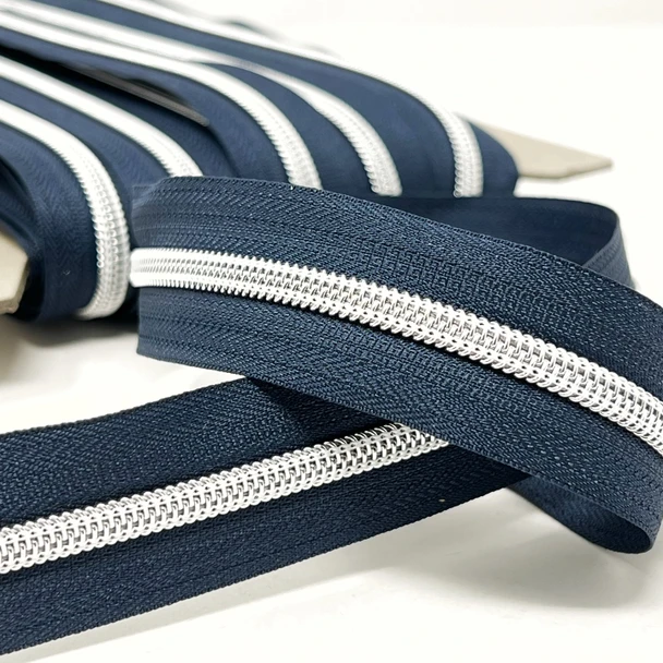 Deluxe Zip by the metre | Navy / Silver | 6 mm / no.5 Zip | Dookkii (S7-con-navy-silver)