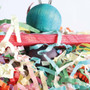 Crinkle and Crunch Chewable Foraging Parrot Toy 4