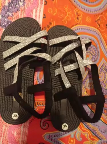 Trendy Anti-Slip Women’s Sandals