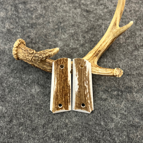 1911 Officer's Model Elk Custom Pistol Grips Item #2653