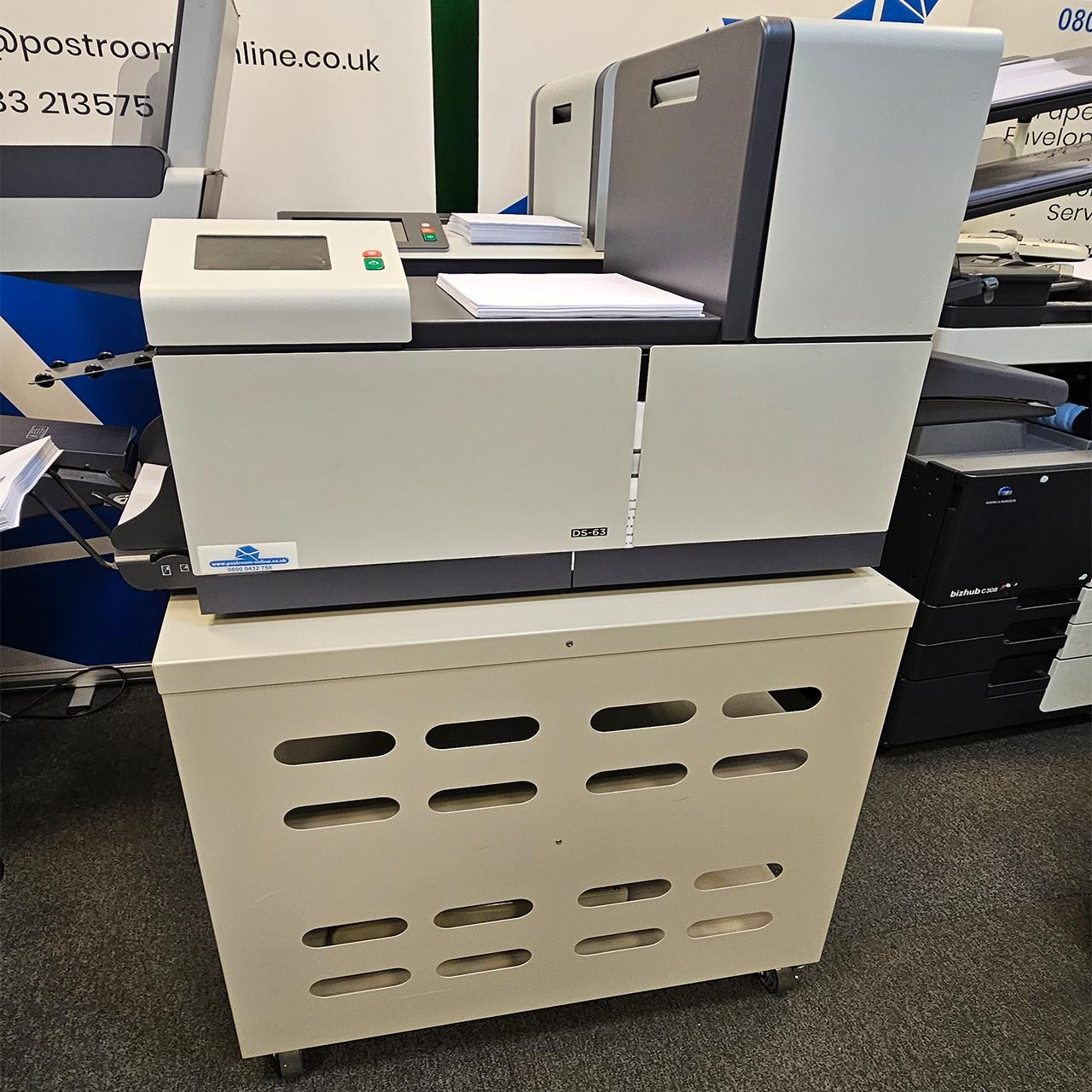 Heavy Duty Wheeled Workstation Table for Franking / Folding Machines ...