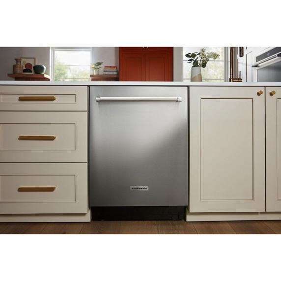 Kitchenaid® 39 dBA PrintShield™ Finish Flush-to-Cabinet Dishwasher with FreeFlex™ Fit Third Level Rack KDTF924PPS