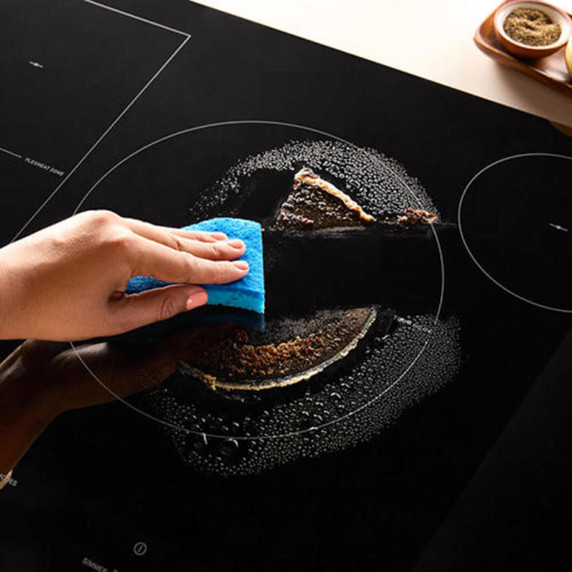 Whirlpool® 30" Intelligent Induction Cooktop with Temp Cook™ Technology WCIT7030SB
