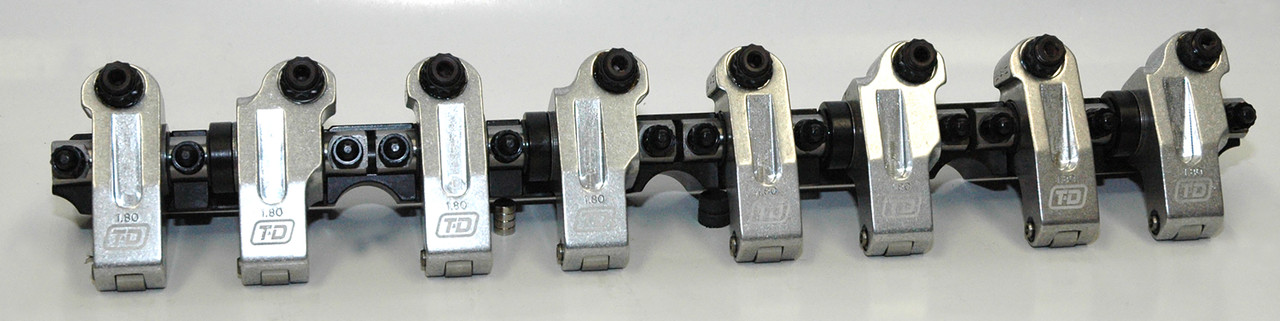 T&D Shaft Rockers - SB Ford - Edelbrock Victor