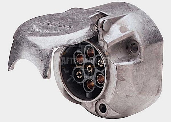 7 Pin 12V Socket ISO 1724