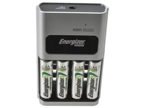 Energizer 1 Hour Charger 4 x AA 2300mAh Batteries