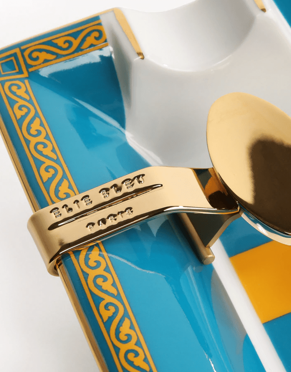 Elie Bleu Fuente Opus X Society Limited Edition Porcelain Ashtray - El Azul Close Up View Gold Cigar Rest