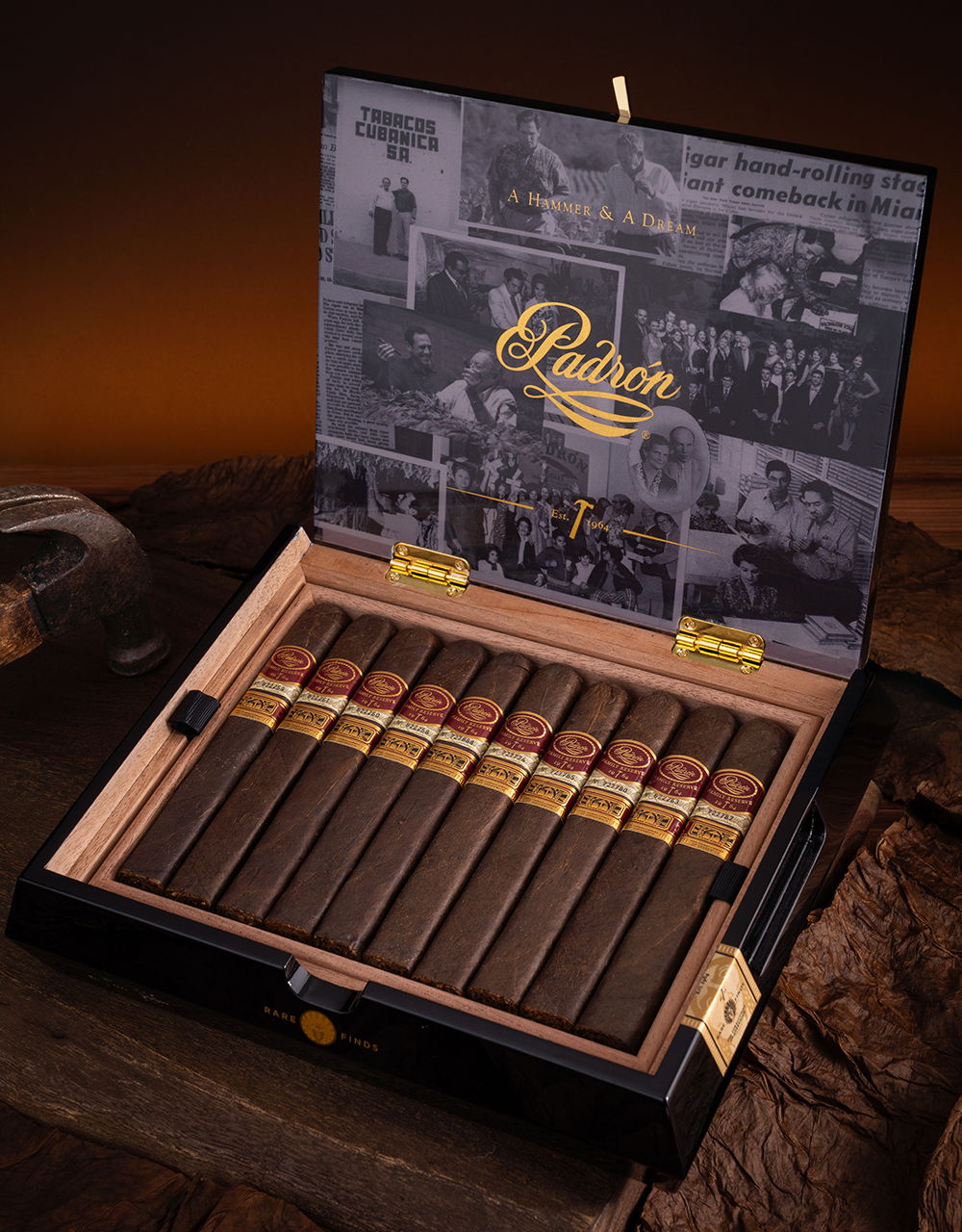 Padrón Rare Finds “A Hammer & A Dream” Maduro Box Open Mood