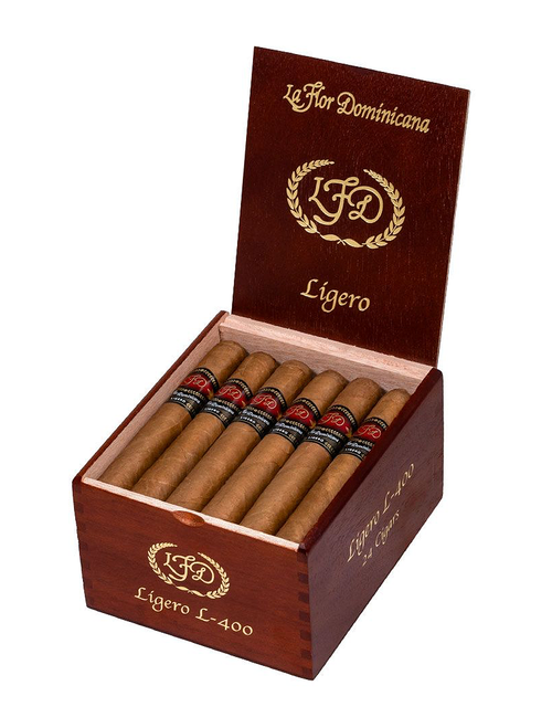 La Flor Dominicana LFD Ligero L-400 Box Open