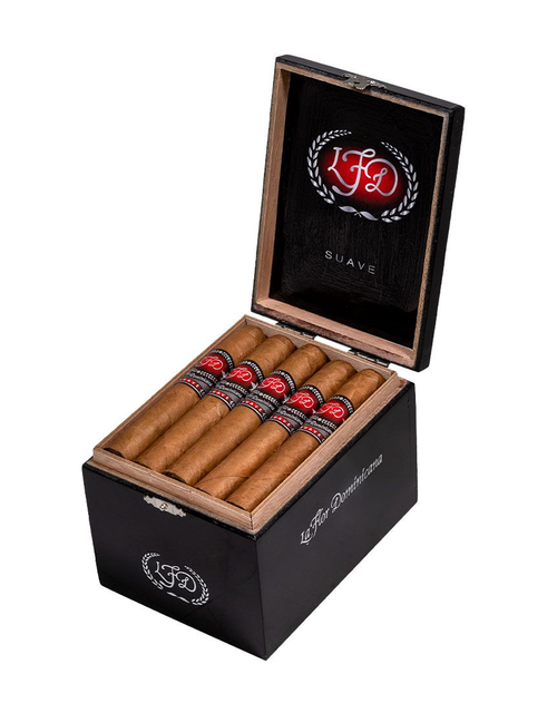 La Flor Dominicana LFD Suave Mambises Box Open