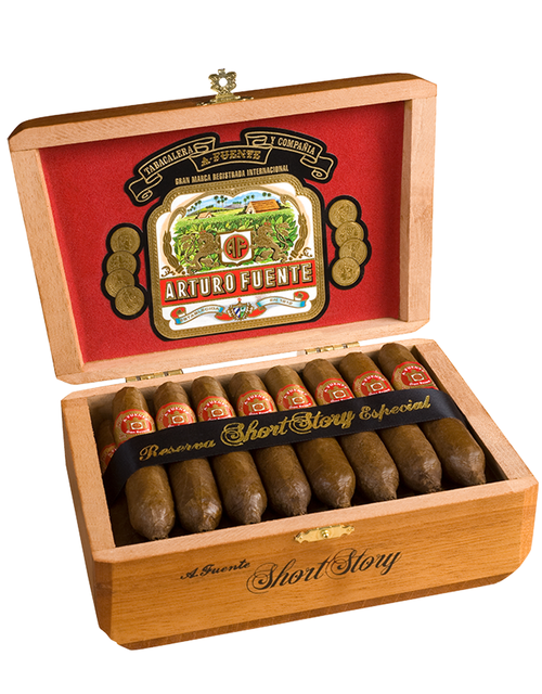 Arturo Fuente Hemingway Short Story Natural Box Open