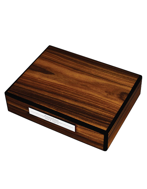 Prometheus Travel Humidor Rosewood Closed Angled