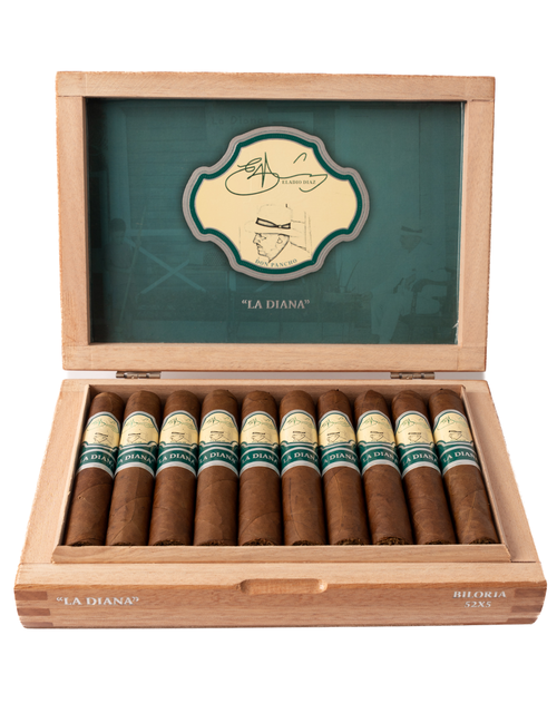 Eladio Diaz “La Diana” Biloria a 5 x 52 Robusto from Tabacalera Diaz Cabrera Box Open