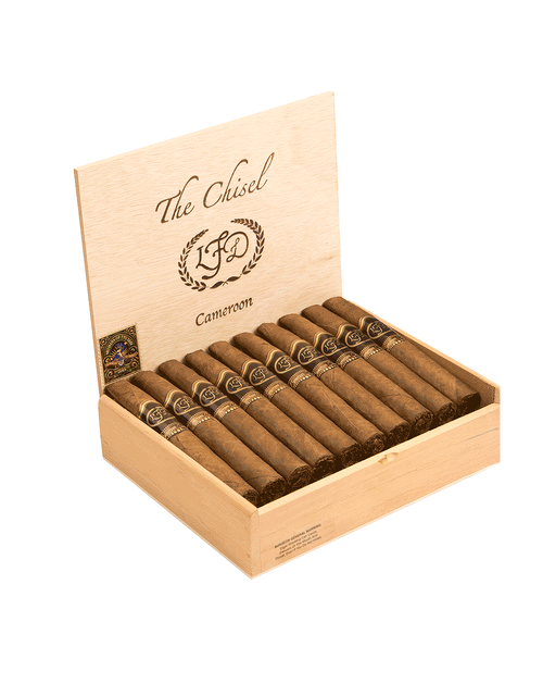 La Flor Dominicana LFD Cameroon Cabinet Chisel Box Open