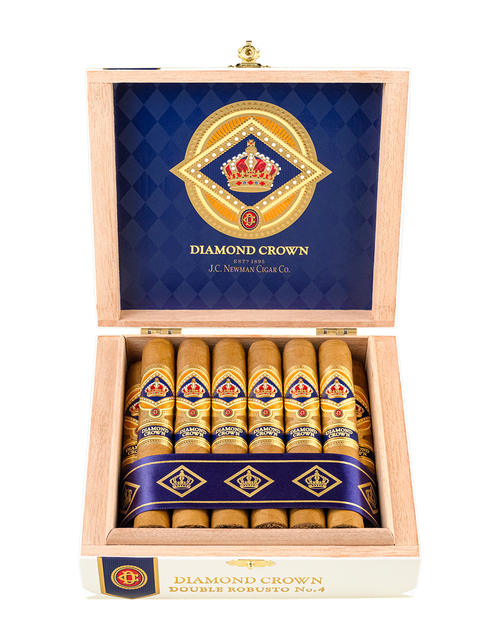 Diamond Crown Classic Robusto #4 Box Open