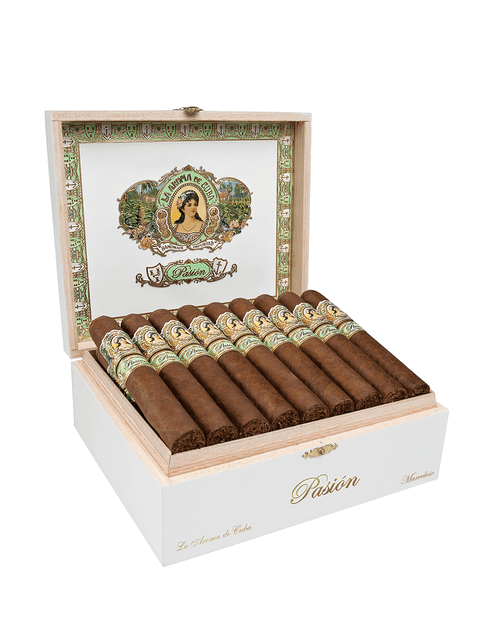 La Aroma de Cuba Pasion Encanto Box Open