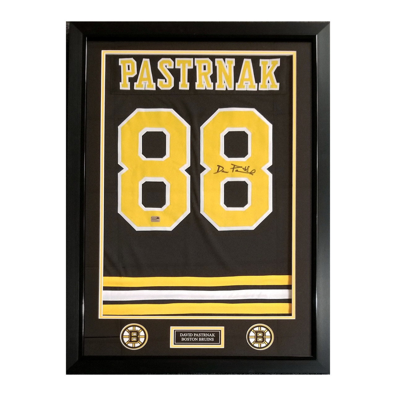 david pastrnak autographed jersey