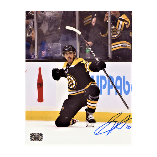 Pavel Zacha #18 Signed Boston Bruins 8x10 Photo Reverse Retro Jersey COA