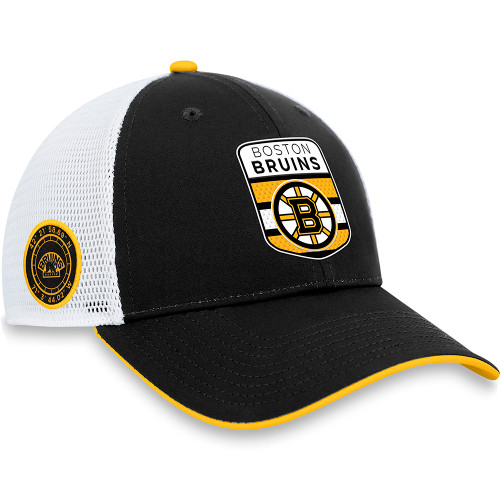 Boston Bruins on X: Classic Cap. © Get yours in-store at the ProShop  powered by '47 or online ➡️    / X