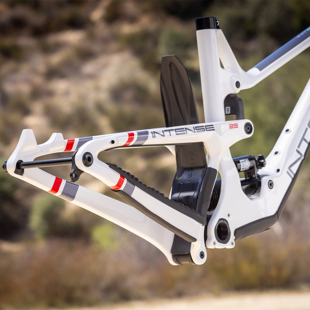 2025 Intense Tracer 29 Frame Pearl Gloss White