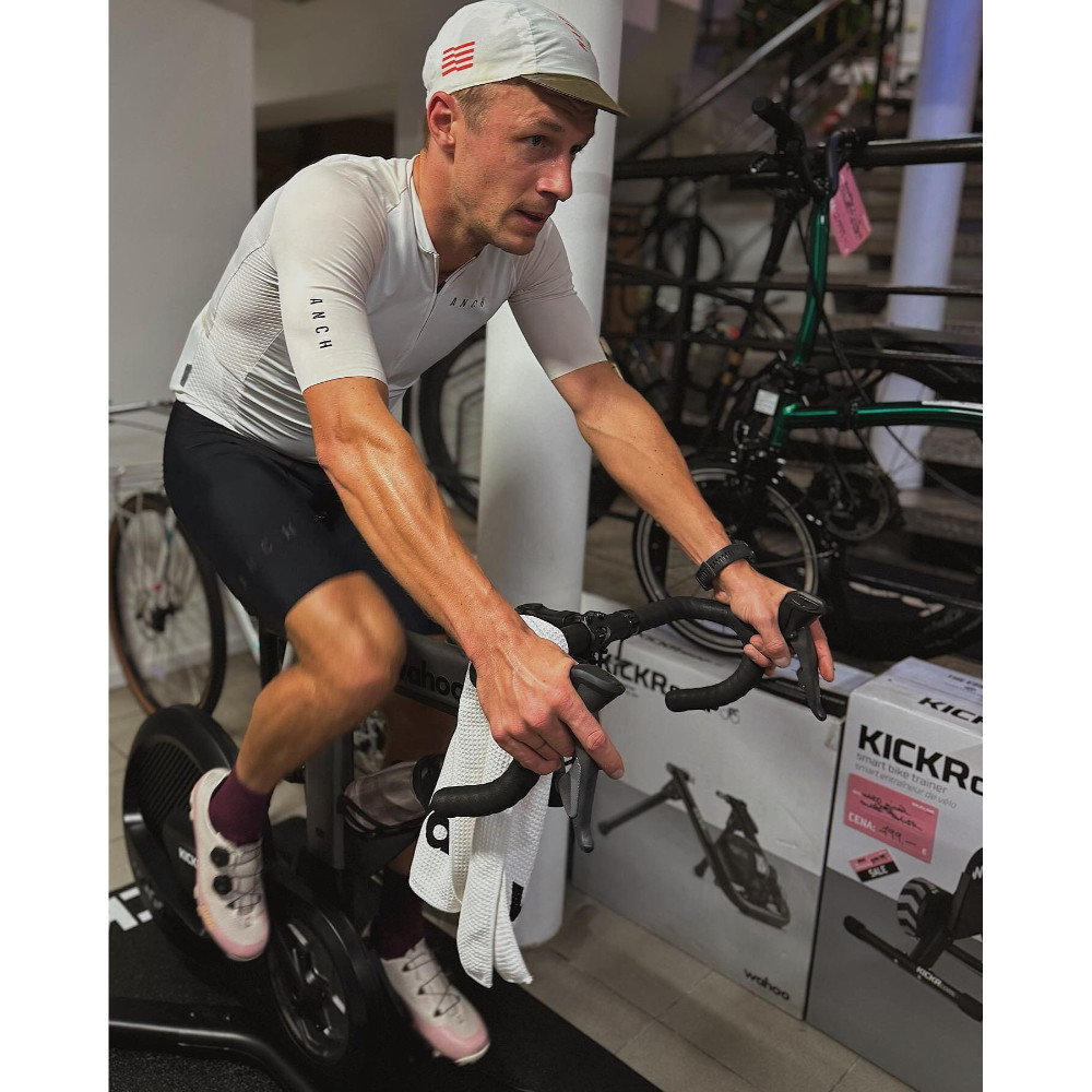2025 Wahoo Kickr Bike Shift With 1-Year Zwift Membership