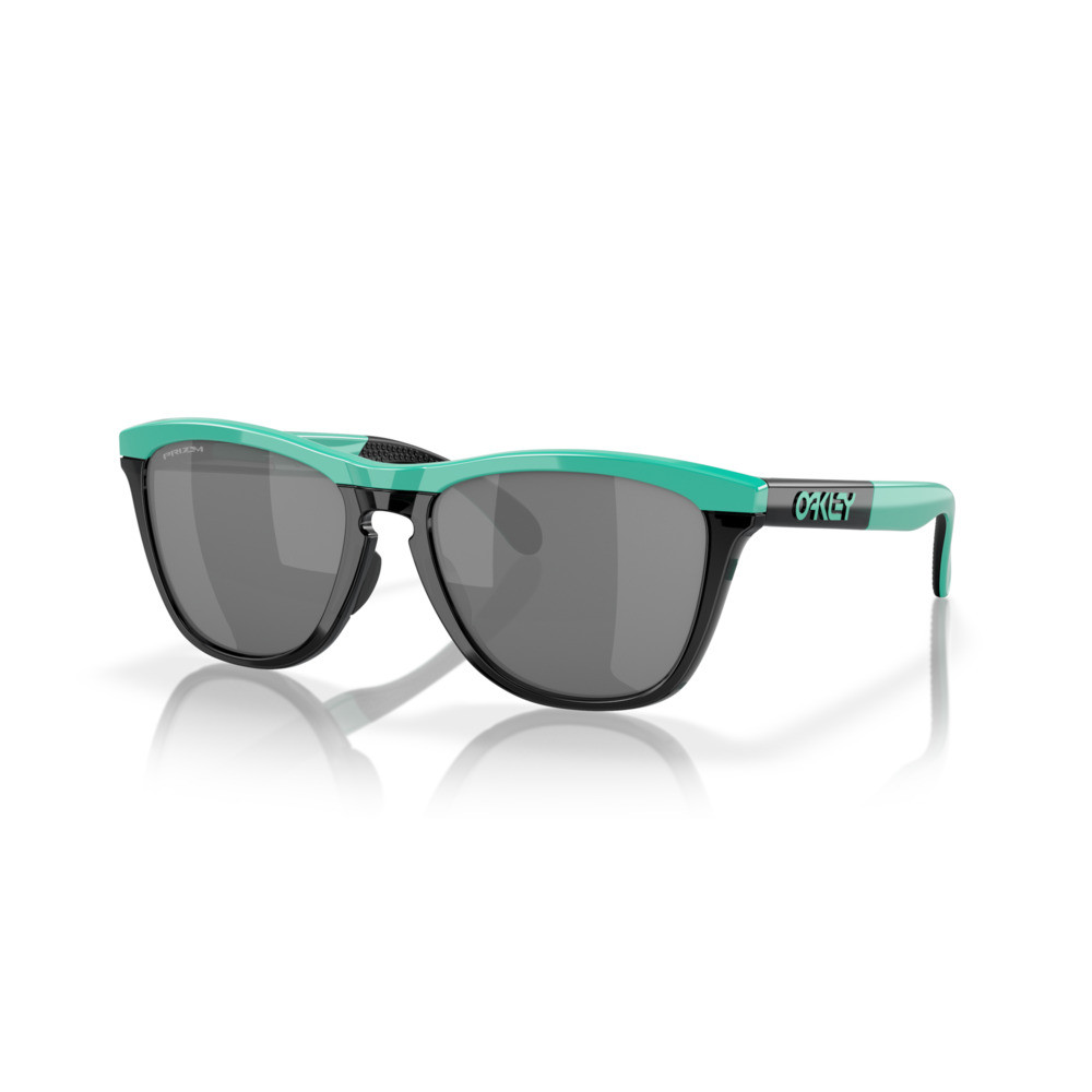 2025 Oakley Frogskins Range| Revolutionbikeshop.com 2025 Oakley Frogskins Range| Revolutionbikeshop.com
