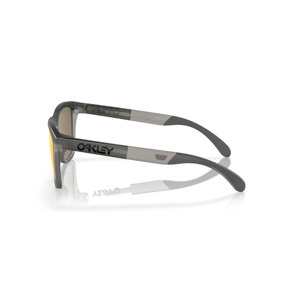 2025 Oakley Frogskins Range (Low Bridge Fit)| Revolutionbikeshop.com