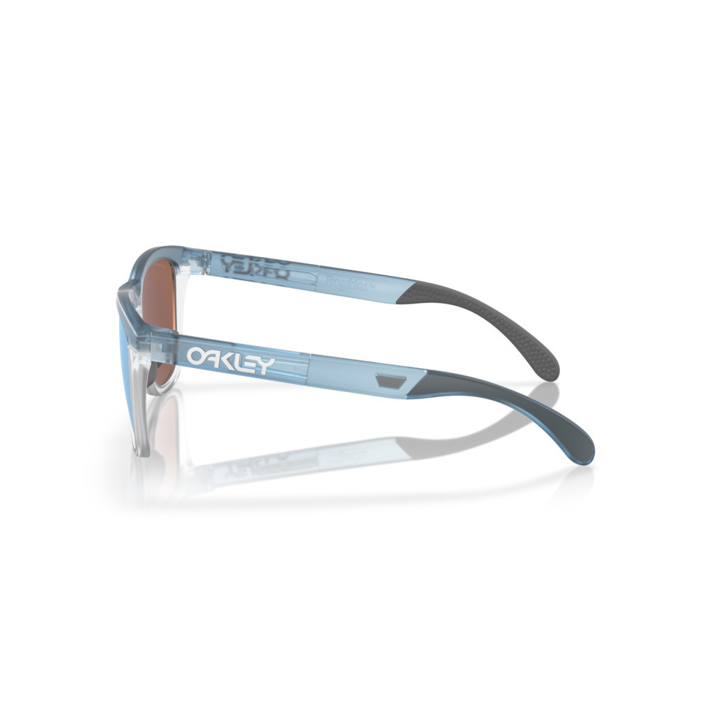 2025 Oakley Frogskins Range (Low Bridge Fit)| Revolutionbikeshop.com