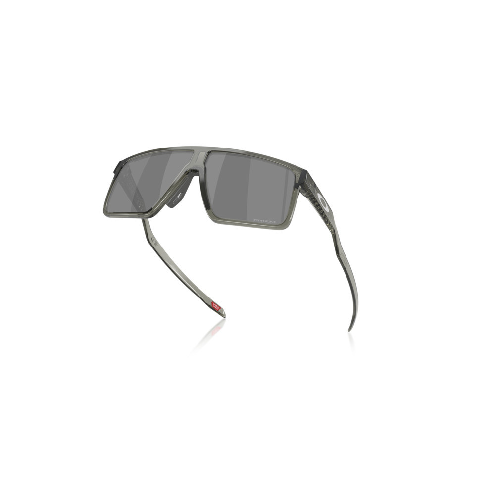 2025 Oakley Helux| Revolutionbikeshop.com