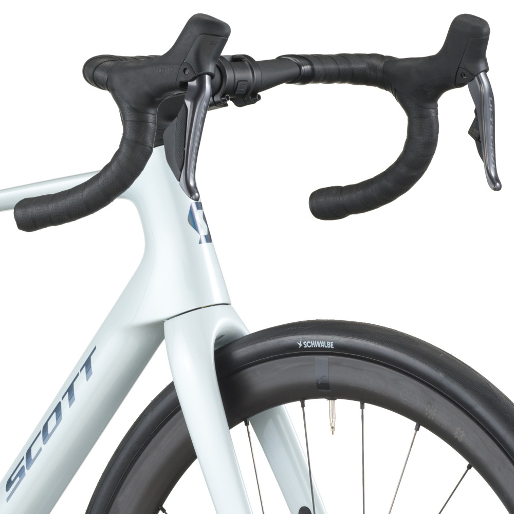 2026 Scott Addict 20 Bike | Revolutionbikeshop.com