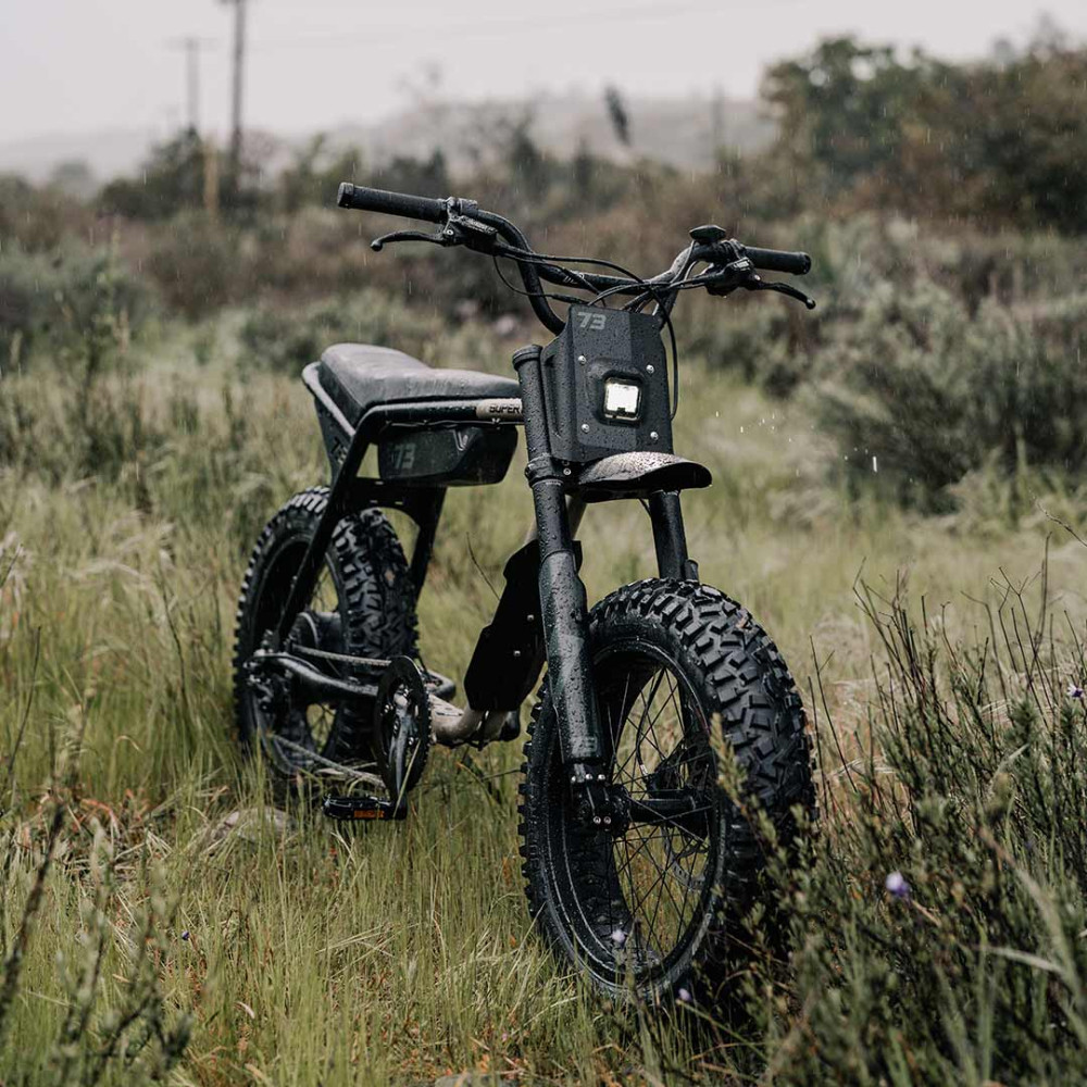 2026 Super73 Z Adventure Series Core - Metallic Aluminum