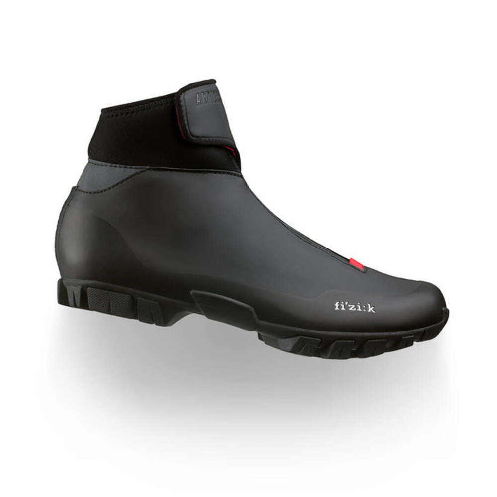 2026 Fizik Terra Artica X5 Black/Black / 36 | Revolutionbikeshop.com