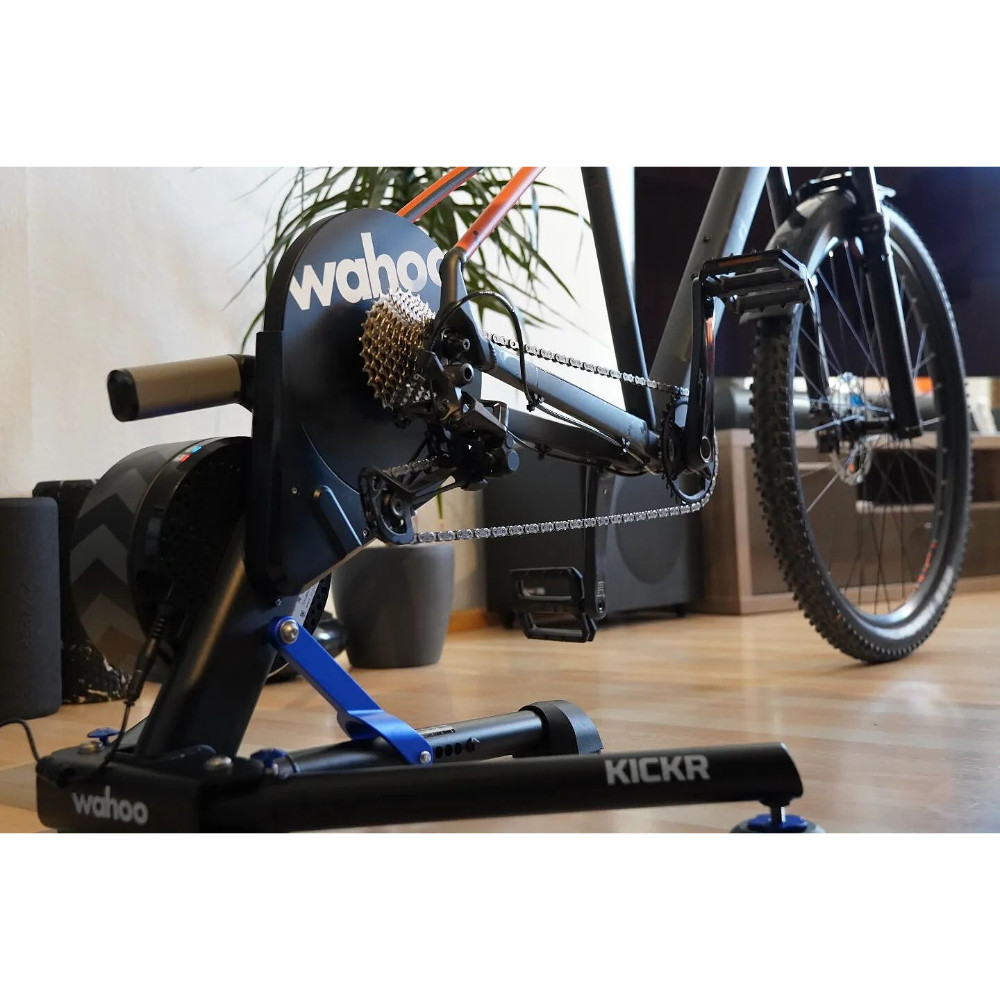 2025 Kickr Smart Trainer - RevolutionBikeShop.com