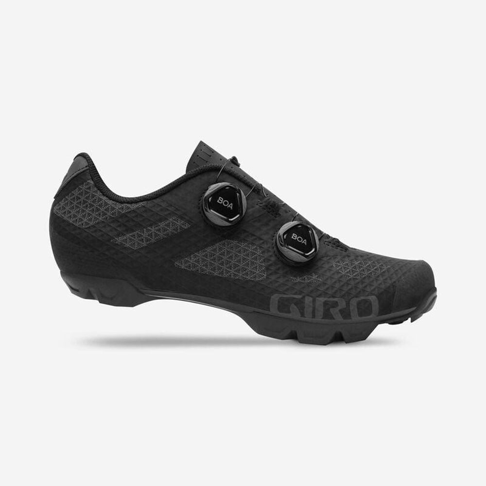 2024 Giro Sector Shoe | Revolutionbikeshop.com
