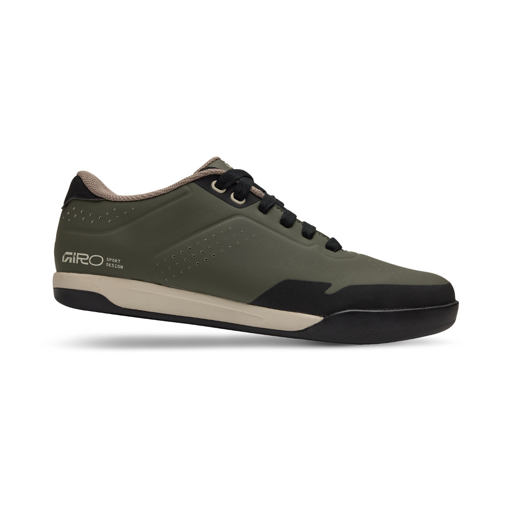 2026 Giro Latch Shoe | Revolutionbikeshop.com