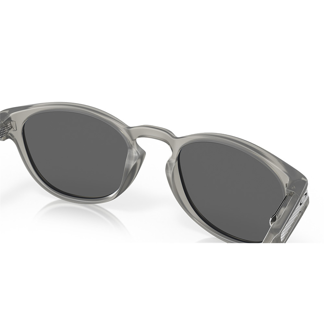 2023 Oakley Latch High Resolution Collection| Revolutionbikeshop.com